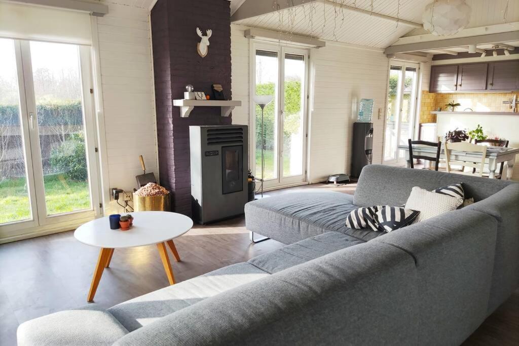 Scandinavie Vlak Bij Huis Villa Laarne Luaran gambar